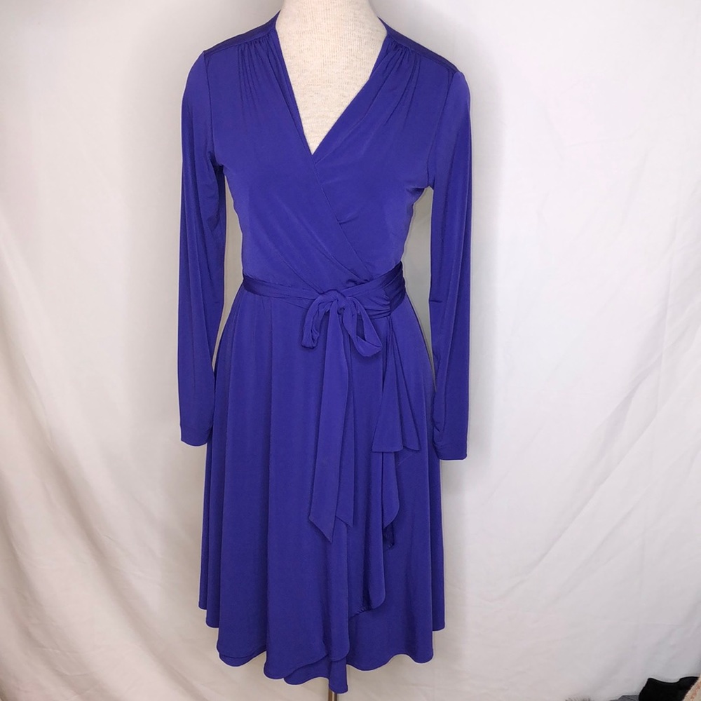 🔹 Vicky Tiel Wrap Dress